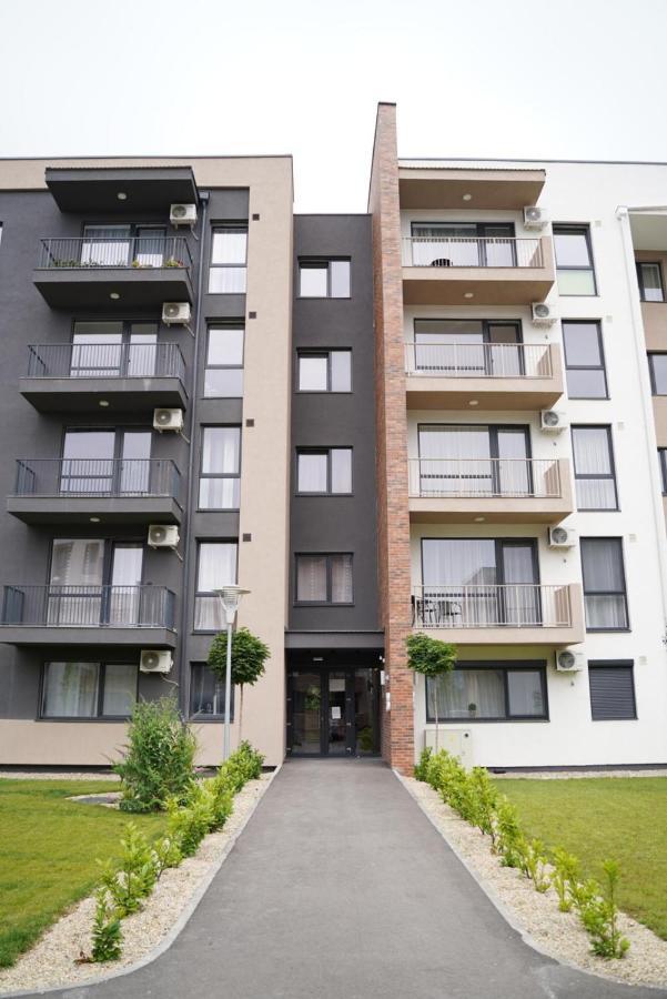 Silence Appartments Oradea Luaran gambar